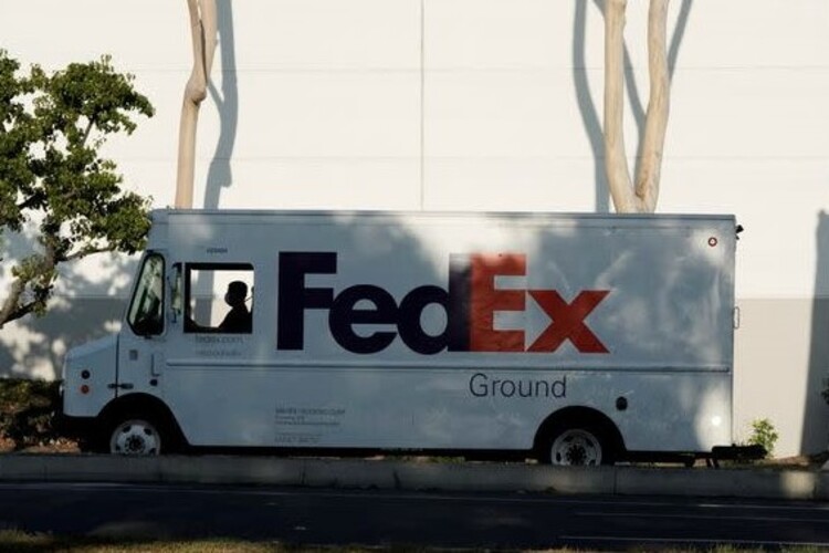 FedEx ปรับขึ้นประมาณการกำไรปี 2023 เนื่องจากความคิดริเริ่มในการลดต้นทุนมีผล